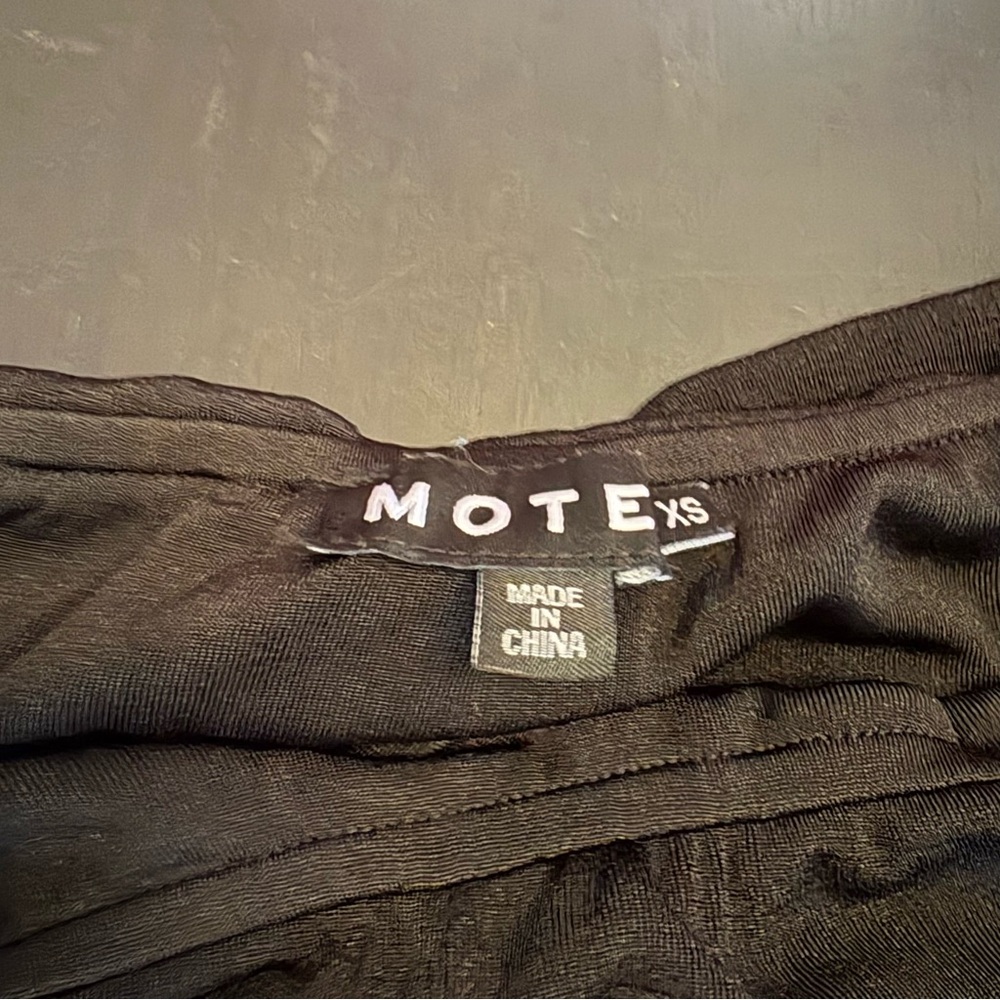 Motel Rocks Off Shoulder Black Longsleeve Top - Picture 4 of 4